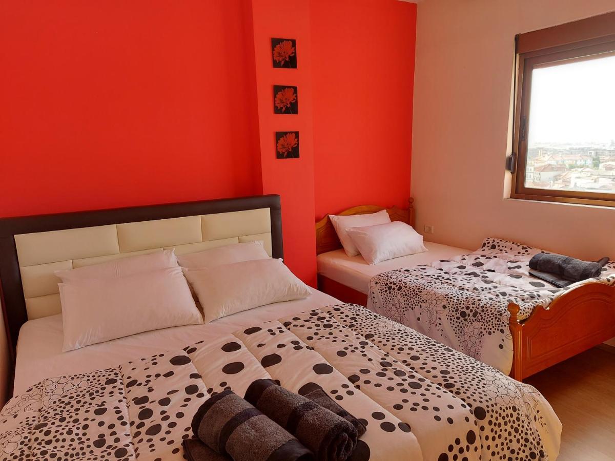 Geni Apartment Корча Екстериор снимка